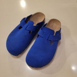 Vibrant Blue Suede Slip-On Clogs